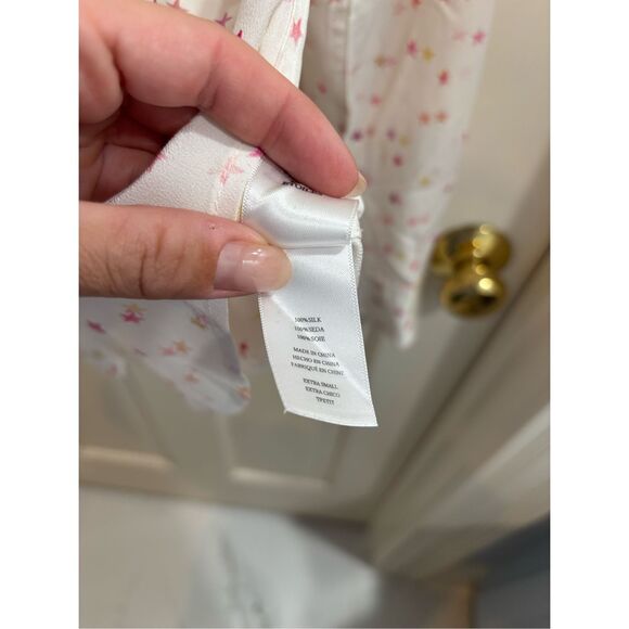 Rails 100% silk button down women’s shirt star print - Picture 7 of 8